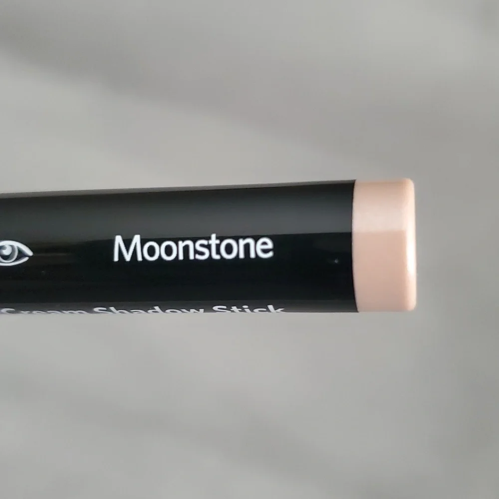 🆕️ BOBBI BROWN Long-Wear Cream Shadow Stick (MOONSTONE)